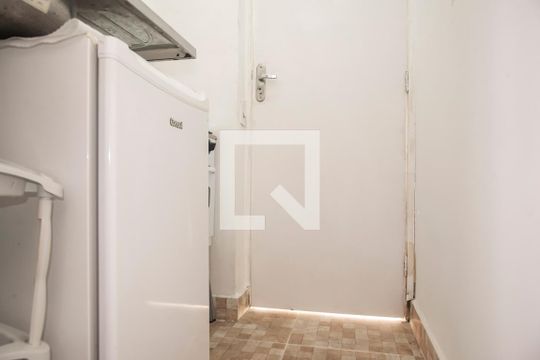 Cozinha de kitnet/studio para alugar com 1 quarto, 18m² em Vila Clementino, São Paulo