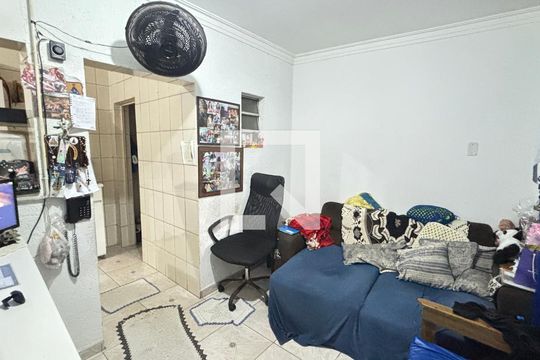 Casa à venda com 1 quarto, 189m² em Vila Curuçá, Santo André