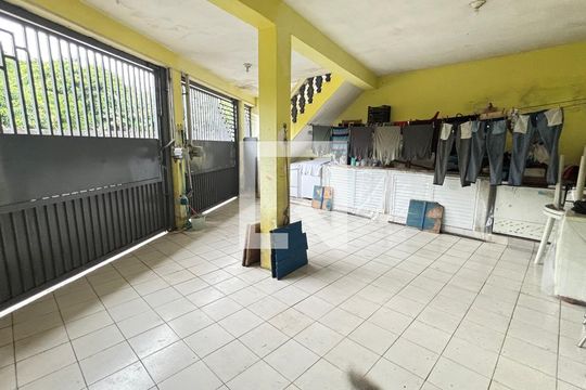 Garagem de casa à venda com 1 quarto, 189m² em Vila Curuçá, Santo André