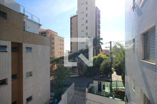 Vista da Varanda da Sala de apartamento para alugar com 4 quartos, 165m² em Buritis, Belo Horizonte