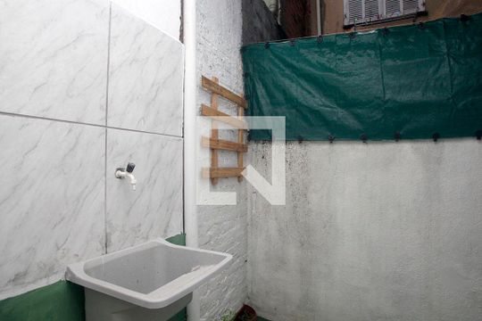 Cozinha + Área de Serviço de apartamento à venda com 1 quarto, 50m² em Floresta, Porto Alegre