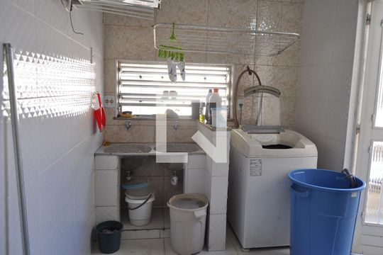 Área de Serviço de apartamento à venda com 3 quartos, 250m² em Sampaio, Rio de Janeiro