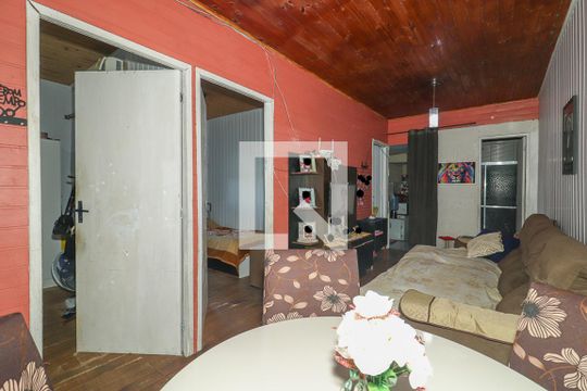 Sala de casa à venda com 4 quartos, 65m² em Rubem Berta, Porto Alegre