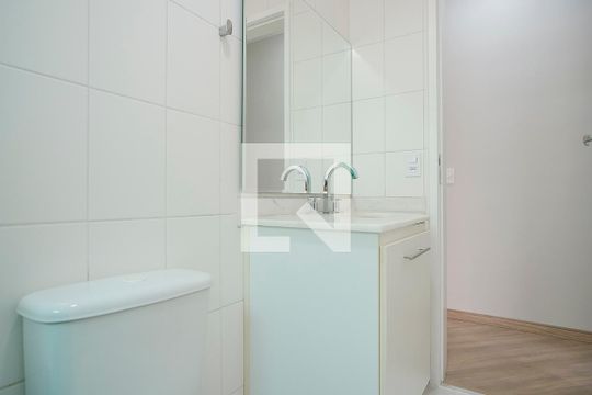 Banheiro de apartamento para alugar com 3 quartos, 105m² em Vila Caminho do Mar, São Bernardo do Campo