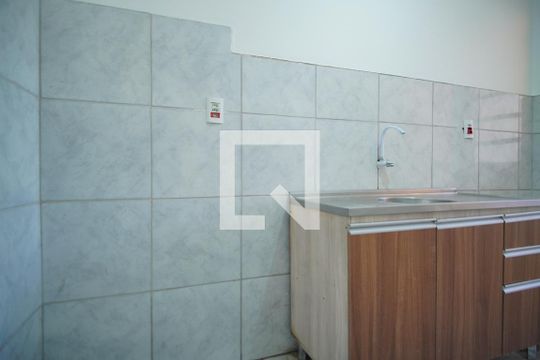 Cozinha de apartamento à venda com 2 quartos, 56m² em São Geraldo, Porto Alegre