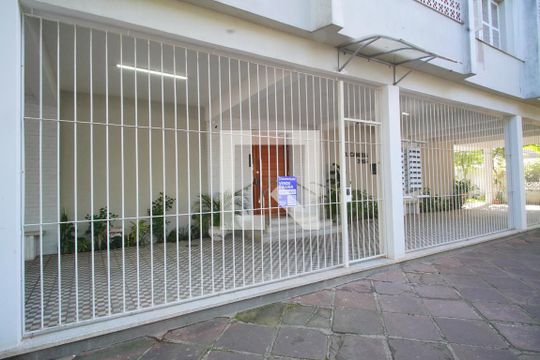 Fachada de apartamento à venda com 2 quartos, 56m² em São Geraldo, Porto Alegre