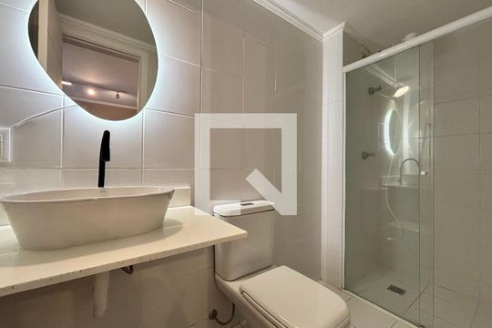 Banheiro de apartamento à venda com 1 quarto, 38m² em Moema, São Paulo