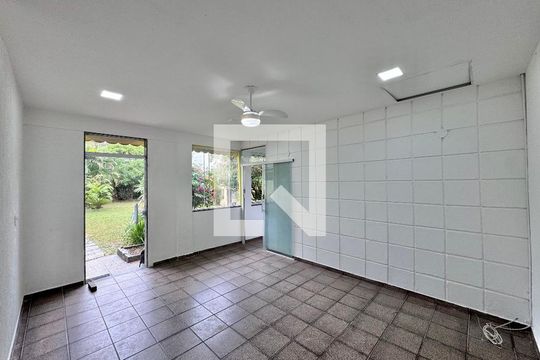 Casa de Condomínio à venda com 2 quartos, 90m² em Vargem Grande, Rio de Janeiro