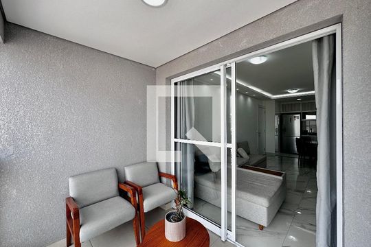 Sacada de apartamento à venda com 3 quartos, 72m² em Chácara Santo Antônio, São Paulo
