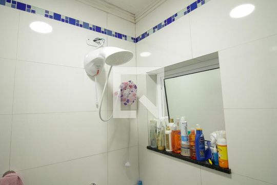 Banheiro Social de apartamento à venda com 2 quartos, 38m² em Vila Celeste, São Paulo