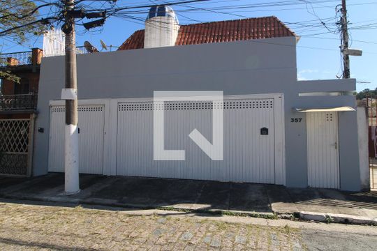 Fachada de casa para alugar com 4 quartos, 176m² em Cidade Dutra, São Paulo
