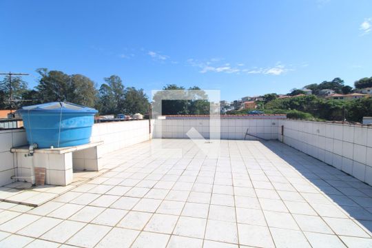 Área de Serviço de casa para alugar com 4 quartos, 176m² em Cidade Dutra, São Paulo