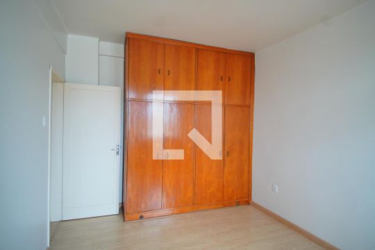 Quarto 1 de apartamento à venda com 2 quartos, 132m² em São Geraldo, Porto Alegre