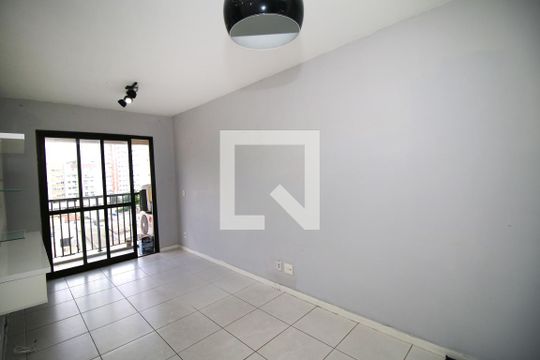 Sala de apartamento à venda com 2 quartos, 60m² em Vila da Penha, Rio de Janeiro