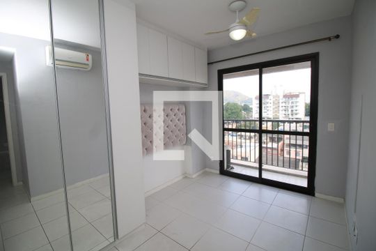 Suíte de apartamento à venda com 2 quartos, 60m² em Vila da Penha, Rio de Janeiro