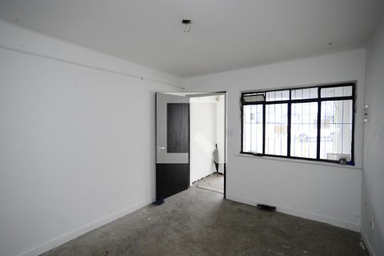 Sala de casa à venda com 3 quartos, 150m² em Ipiranga, São Paulo