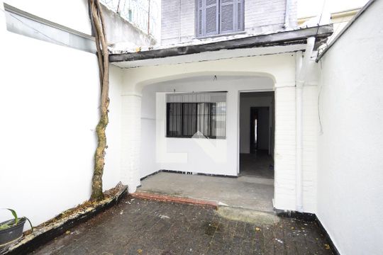 Garagem de casa à venda com 3 quartos, 150m² em Ipiranga, São Paulo