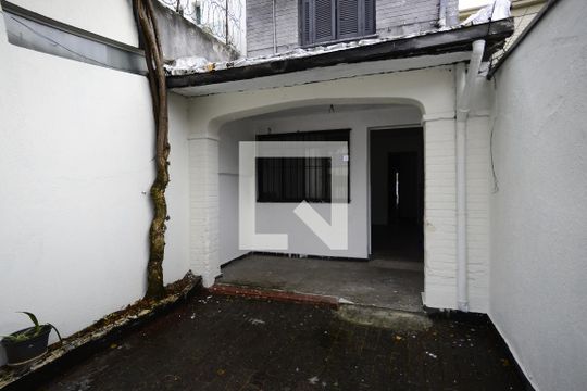 Garagem de casa à venda com 3 quartos, 150m² em Ipiranga, São Paulo