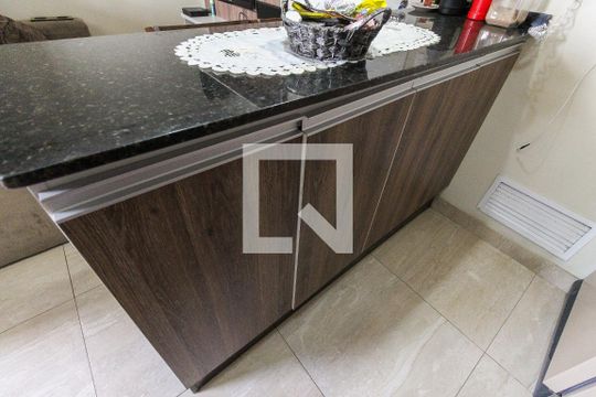 Cozinha de apartamento à venda com 1 quarto, 25m² em Vila Campanela, São Paulo