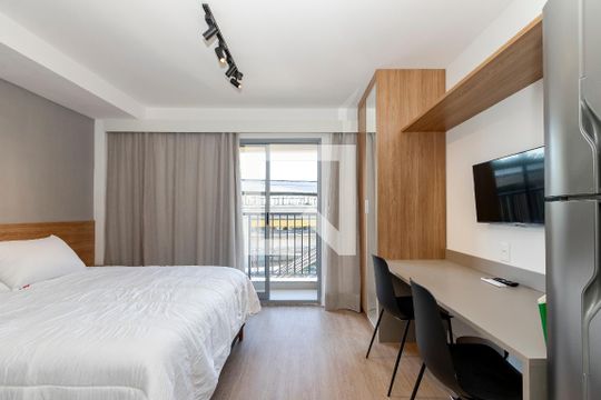 Kitnet/Studio para alugar com 1 quarto, 24m² em Vila Cordeiro, São Paulo