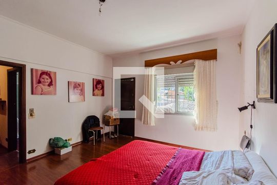 Suíte 1 de casa para alugar com 5 quartos, 452m² em Vila Mariana, São Paulo