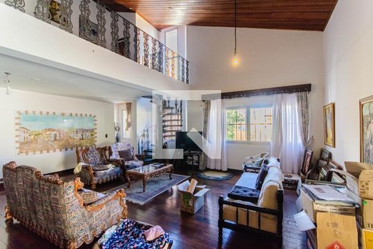 Casa para alugar com 5 quartos, 452m² em Vila Mariana, São Paulo