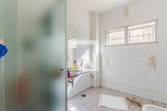 Banheiro da Suíte 2 de casa para alugar com 5 quartos, 452m² em Vila Mariana, São Paulo