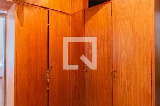 Closet da suíte 1 de casa para alugar com 5 quartos, 452m² em Vila Mariana, São Paulo