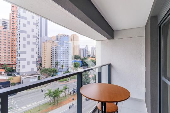 Varanda de kitnet/studio à venda com 1 quarto, 26m² em Jardim das Acacias, São Paulo