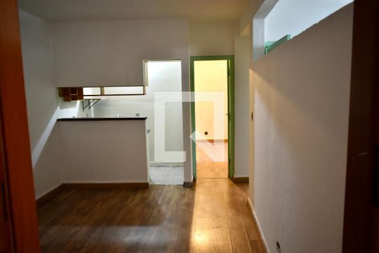 Edícula de casa à venda com 4 quartos, 223m² em Planalto Paulista, São Paulo