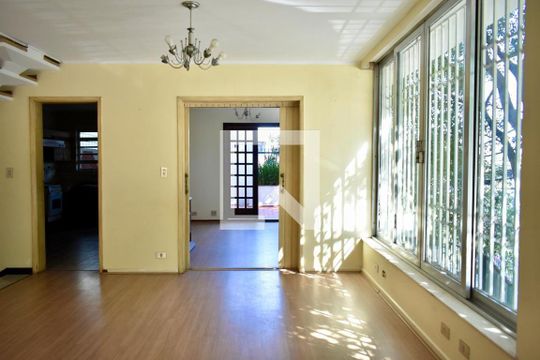 Sala de casa à venda com 4 quartos, 223m² em Planalto Paulista, São Paulo
