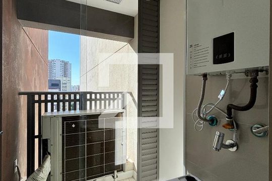 Área de Serviço de apartamento para alugar com 2 quartos, 74m² em Indianópolis, São Paulo
