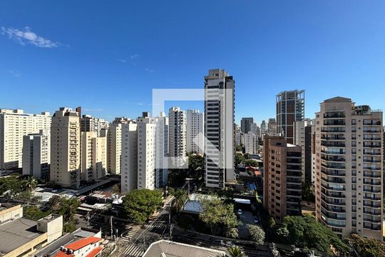Vista de apartamento para alugar com 2 quartos, 74m² em Indianópolis, São Paulo