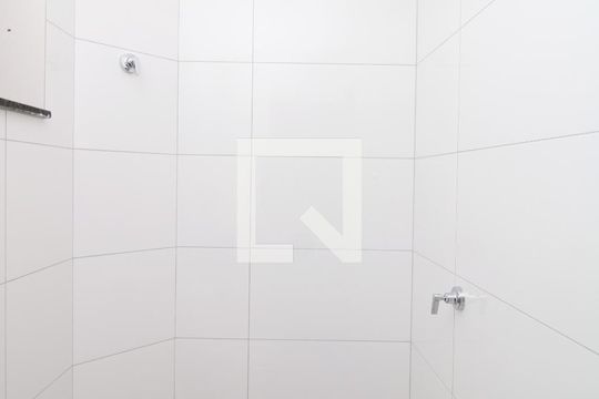 Banheiro de apartamento à venda com 2 quartos, 42m² em Vila Medeiros, São Paulo