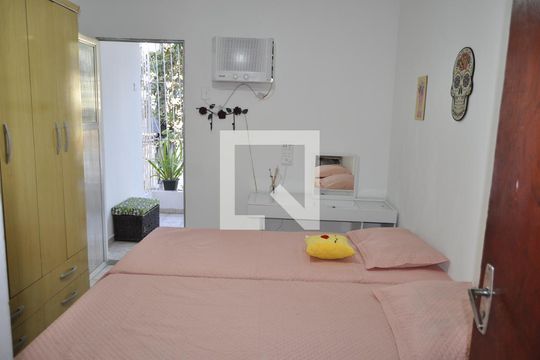 Quarto 2 de casa à venda com 5 quartos, 200m² em Engenho Novo, Rio de Janeiro
