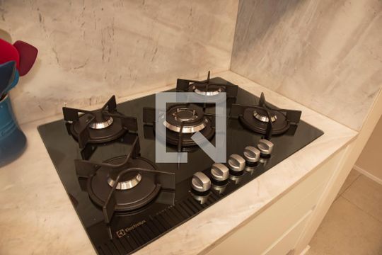 Cozinha de apartamento à venda com 3 quartos, 170m² em Vila Clementino, São Paulo