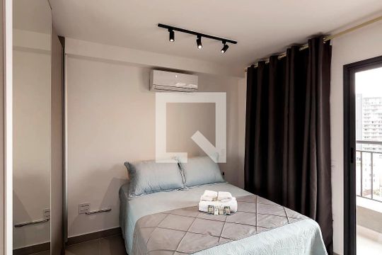 Studio de kitnet/studio para alugar com 1 quarto, 28m² em República, São Paulo