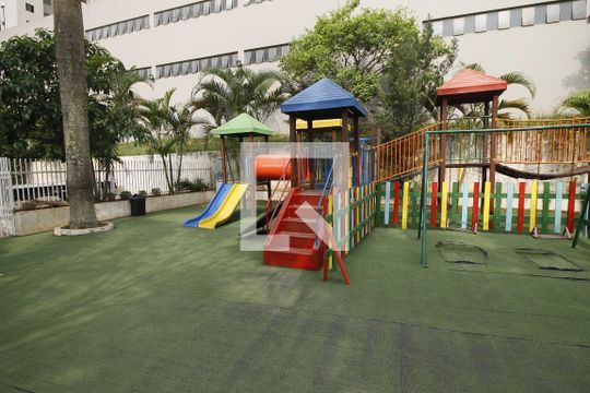 Área comum - Playground de apartamento à venda com 2 quartos, 75m² em Chácara Agrindus, Taboão da Serra