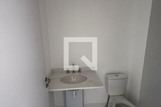 Banheiro de apartamento à venda com 1 quarto, 27m² em Santo Amaro, São Paulo