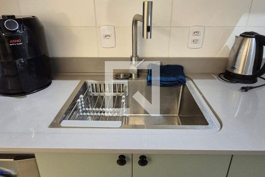 Cozinha de apartamento à venda com 2 quartos, 55m² em Camaquã, Porto Alegre