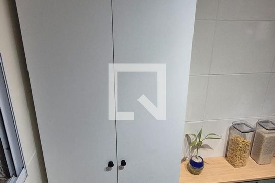 Quarto de apartamento à venda com 2 quartos, 55m² em Camaquã, Porto Alegre
