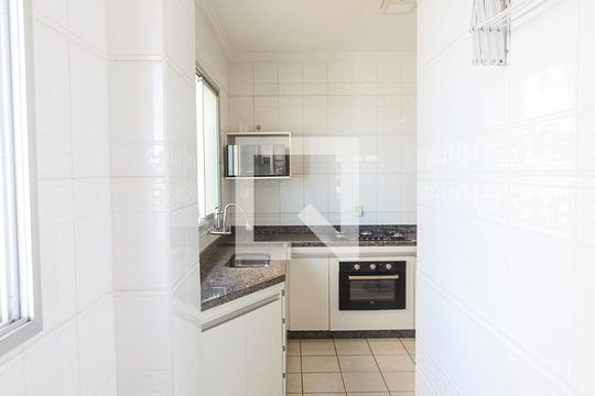 Área de Serviço de apartamento para alugar com 2 quartos, 65m² em Umuarama, Uberlândia