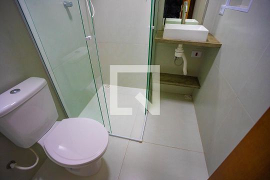 Banheiro de casa para alugar com 2 quartos, 68m² em Conceição, Diadema