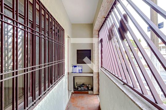 Hall de entrada de casa à venda com 3 quartos, 127m² em Água Rasa, São Paulo