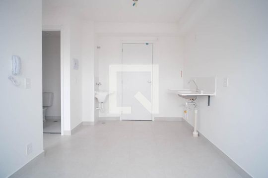 Sala/Cozinha de apartamento à venda com 2 quartos, 33m² em Engenheiro Goulart, São Paulo