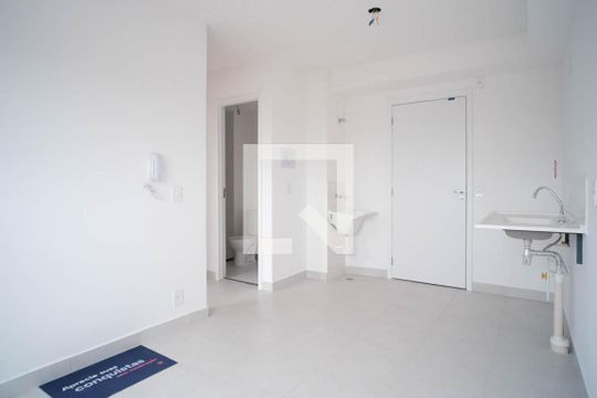 Sala/Cozinha de apartamento à venda com 2 quartos, 33m² em Engenheiro Goulart, São Paulo