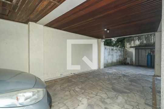 Garagem dupla de apartamento à venda com 3 quartos, 107m² em Jardim Lindóia, Porto Alegre