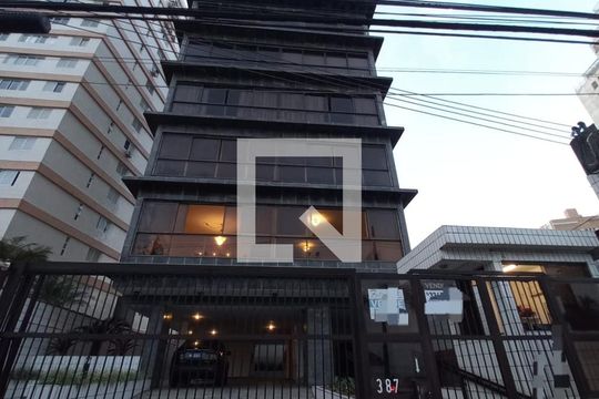 Fachada do Prédio de apartamento para alugar com 3 quartos, 197m² em Centro, São Vicente