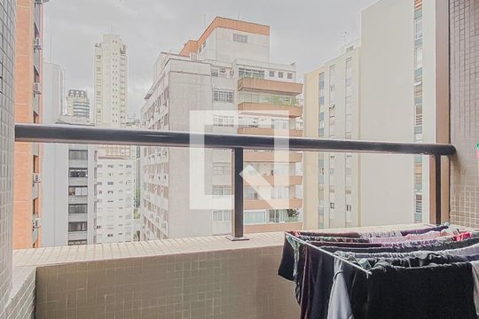 Varanda de kitnet/studio para alugar com 1 quarto, 29m² em Jardim Paulista, São Paulo