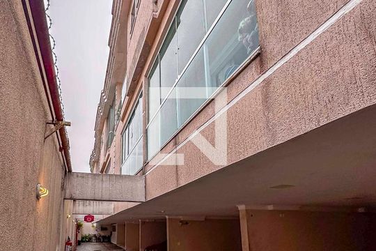 Área comum de casa de condomínio à venda com 3 quartos, 127m² em Vila Helena, Santo André
